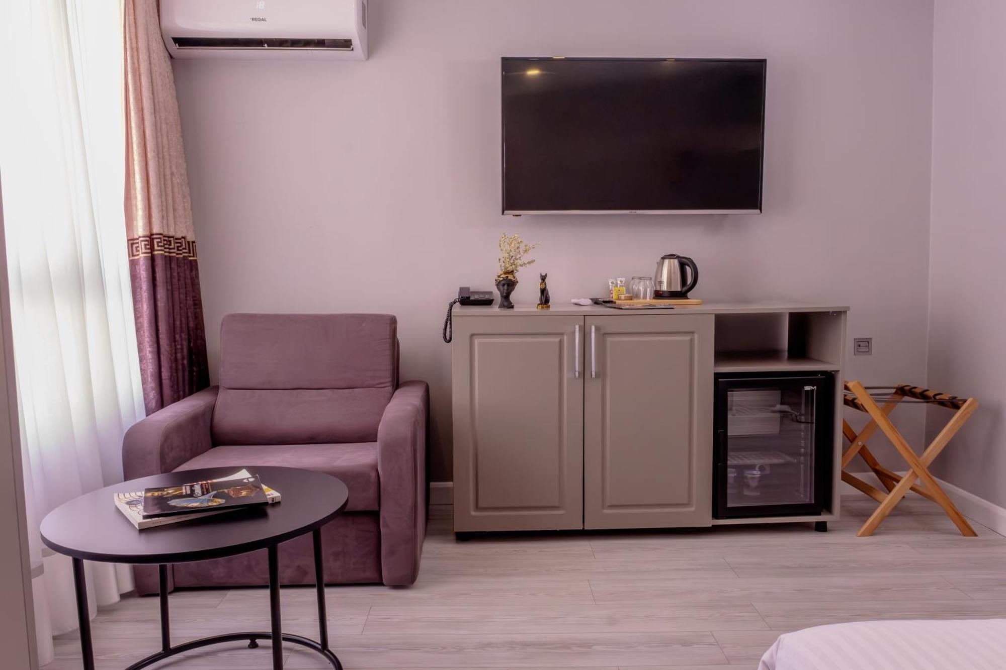 Rubby Hotel Kadikoey อิสตันบูล ภายนอก รูปภาพ